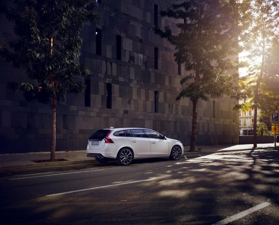  Volvo V60 Edition 2016 года  (фото 3 из 4)